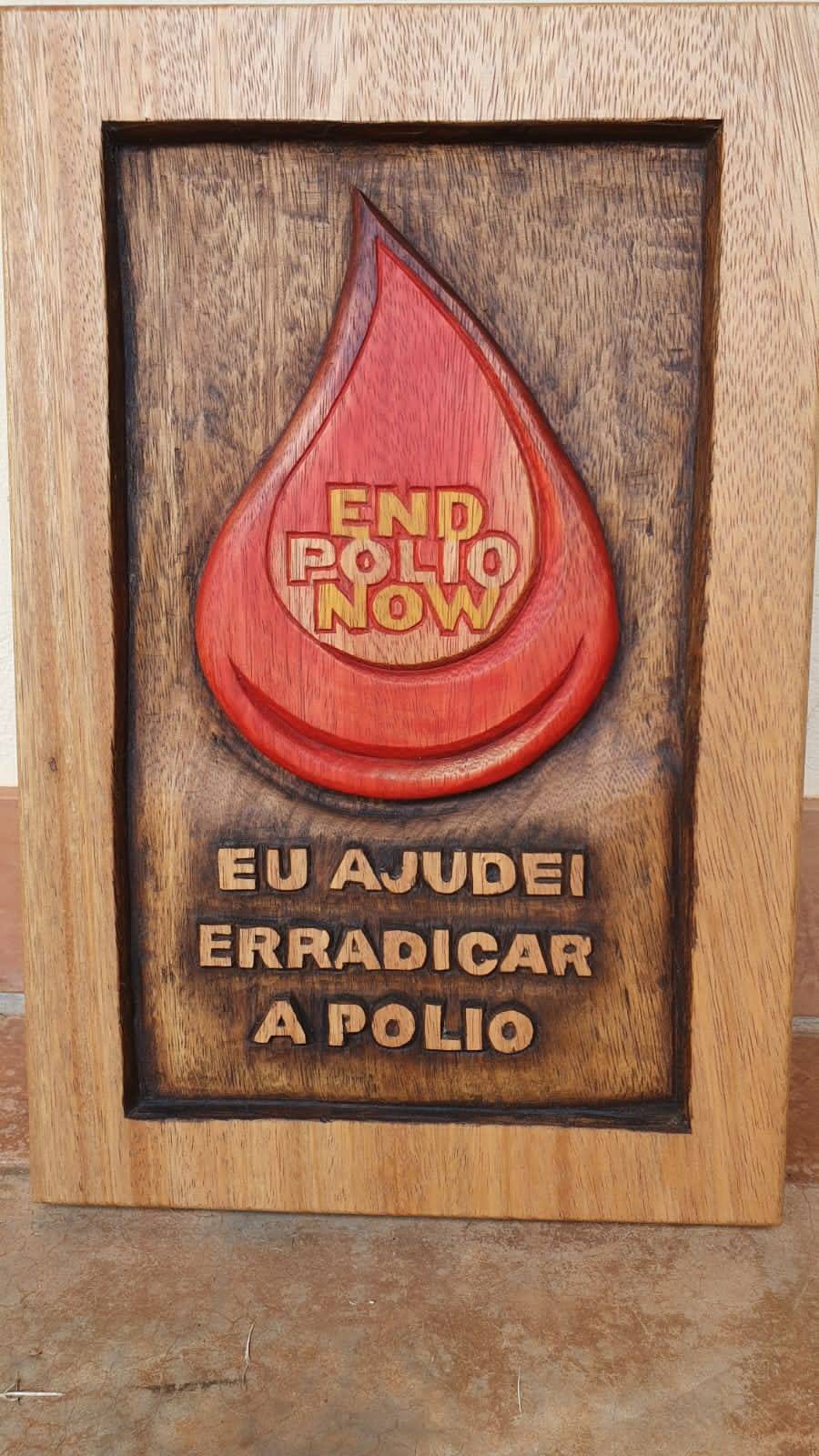 Governador Ligeiro arremata obra de arte produzida pela Governadora Assistente Rosana.