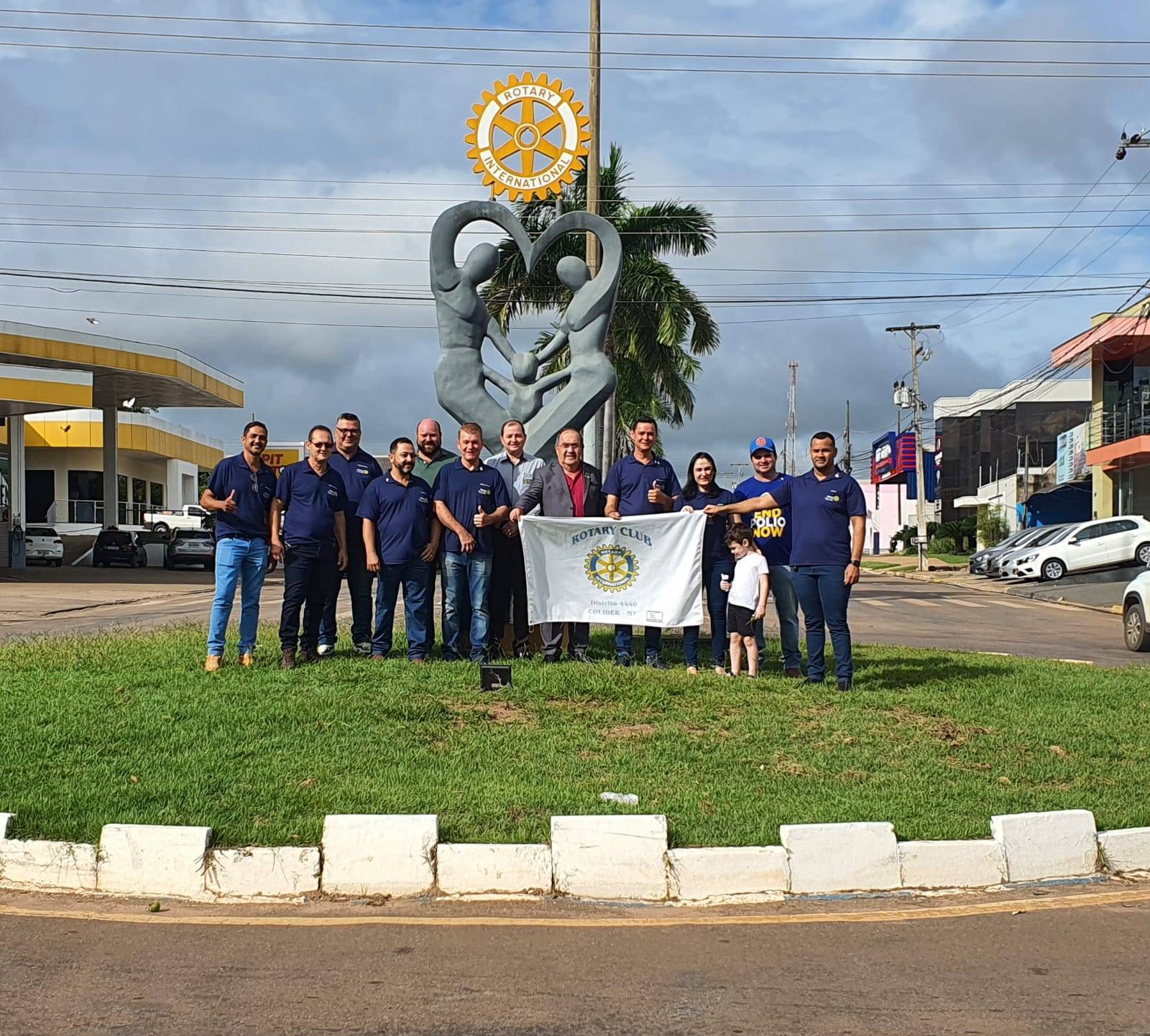Governador Distrital visita Rotary Club de Colíder