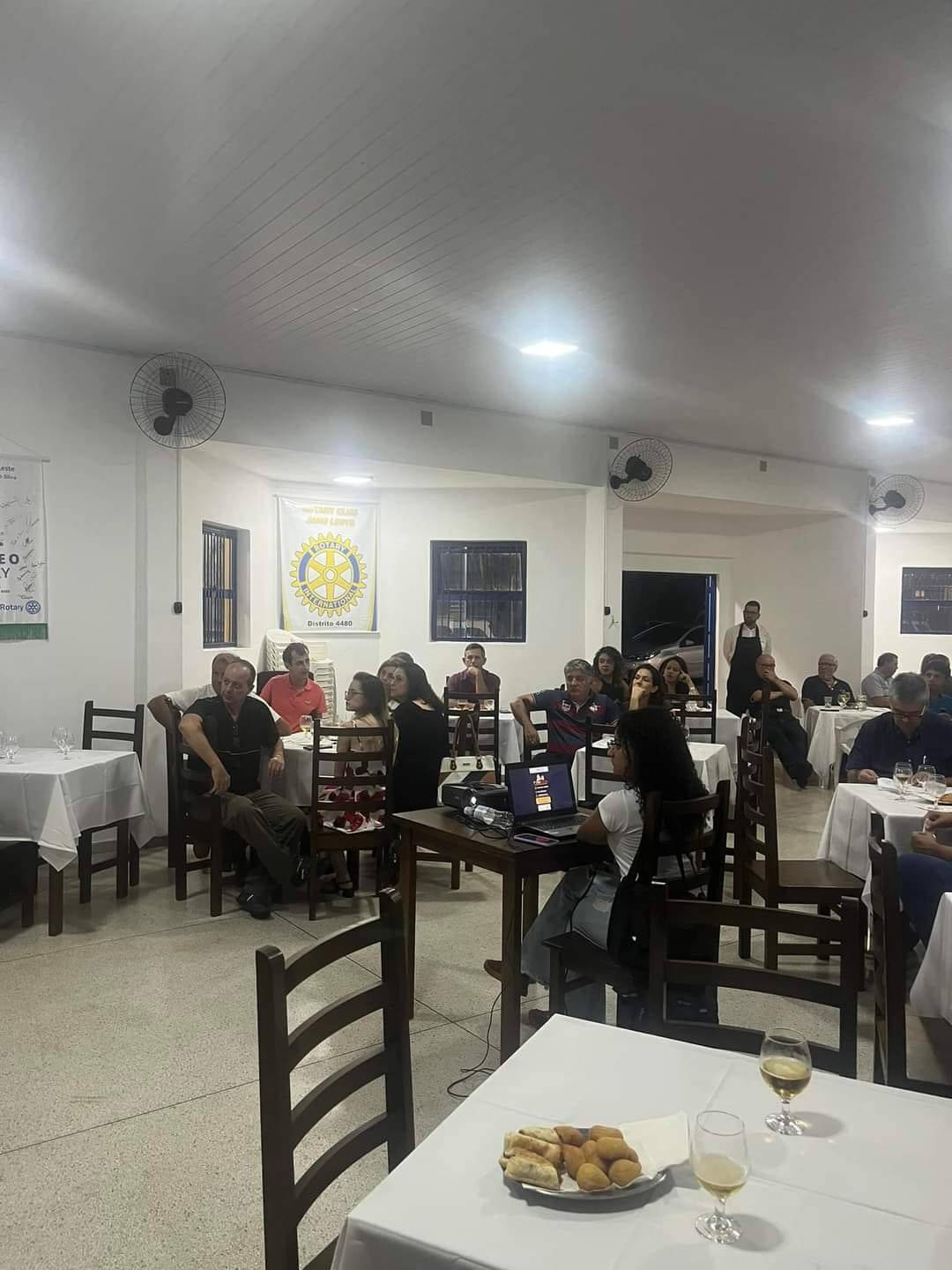 E nesta terça-feira, 14/02/23, tivemos a realização do Coquetel para apresentação da 9 ChopPicanha do @rotary_club_de_jahu_leste !!!