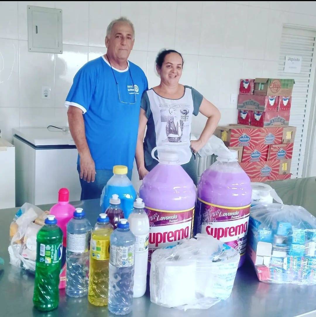 Interact Club de Pindorama: Nesta semana o Interact Clube de Pindorama concluiu o projeto Higiene é Saude