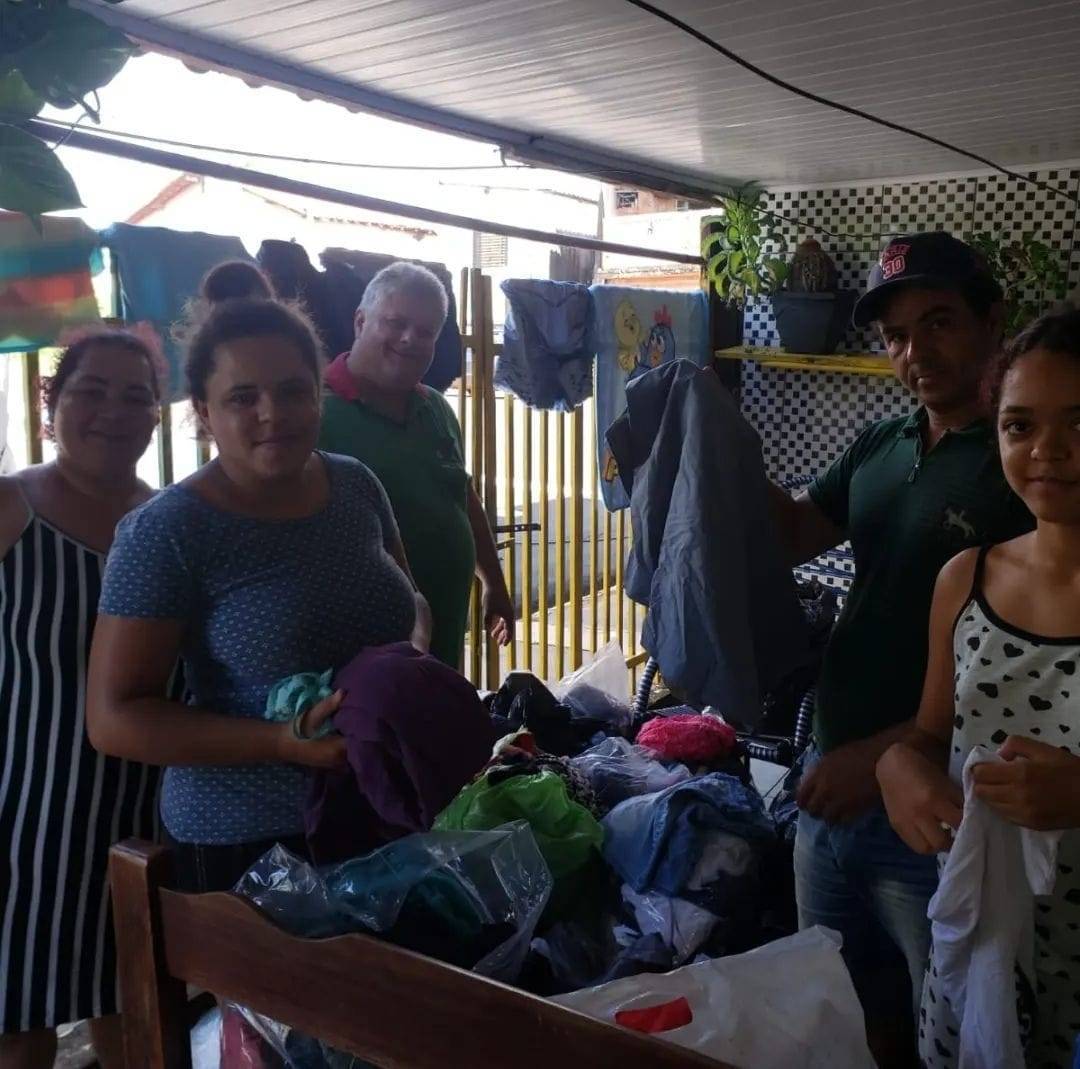 Interact Clube de Pindorama realizou uma doação de roupas ao Bazar Solidário em Palmares