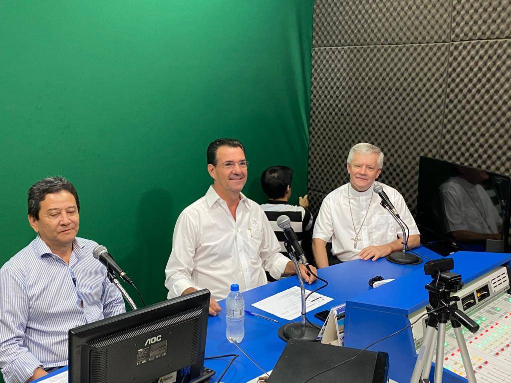 programa 12h por alguem em comemoração na Semana Rotary