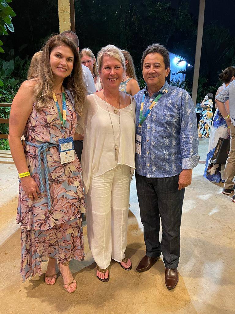 Casal Governador Gerson e Rosangela Januário, juntamente com a Governadora Sueli Kaiser participando do Centenário do Rotary no Brasil