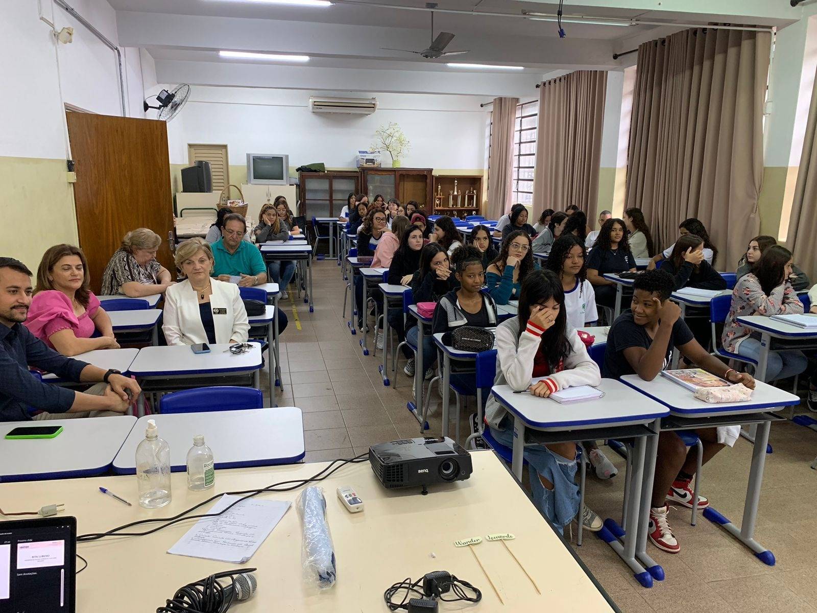 O Rotary Club de Catanduva 14 de Abril realizou neste dia 8 de março o seu RYLA com o tema: "Empoderamento de Meninas"
