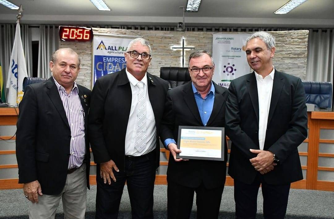 Rotary Club de Barretos, com a presença do Gov. Assistente Brasilino