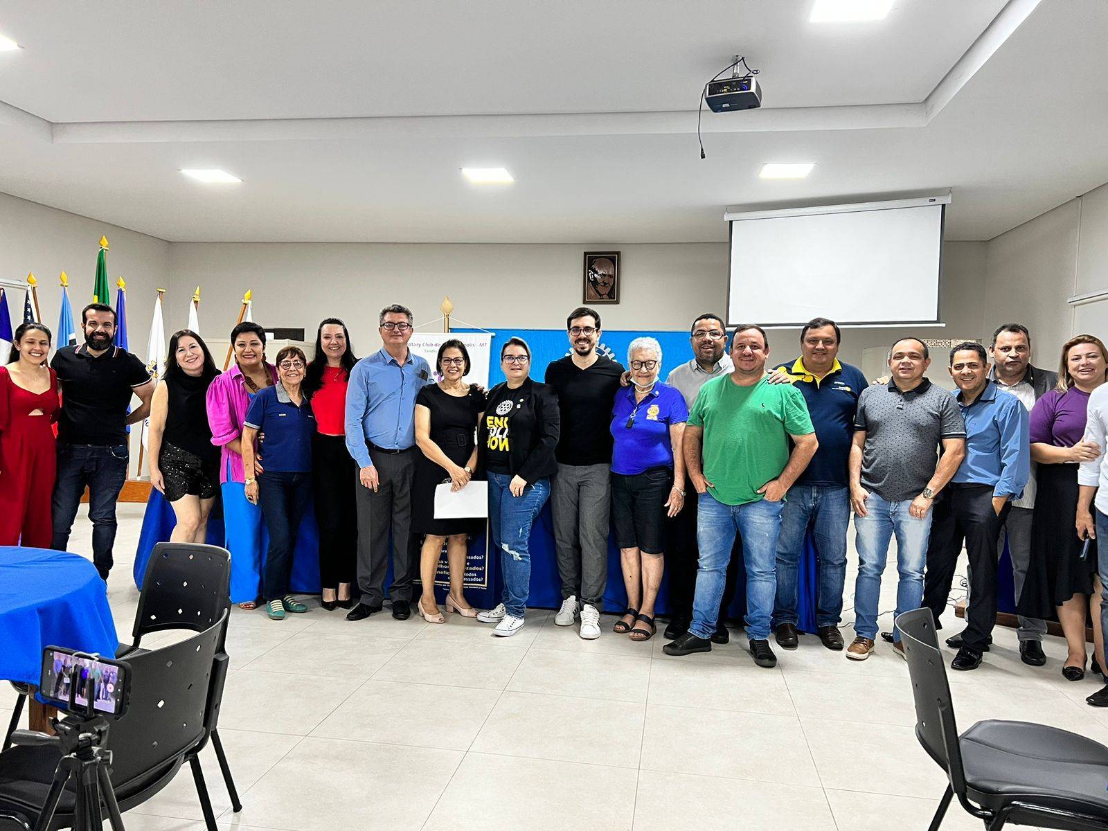 Reunião Ordinária Festiva de Posse de nova associada do Rotary Club de Rondonópolis