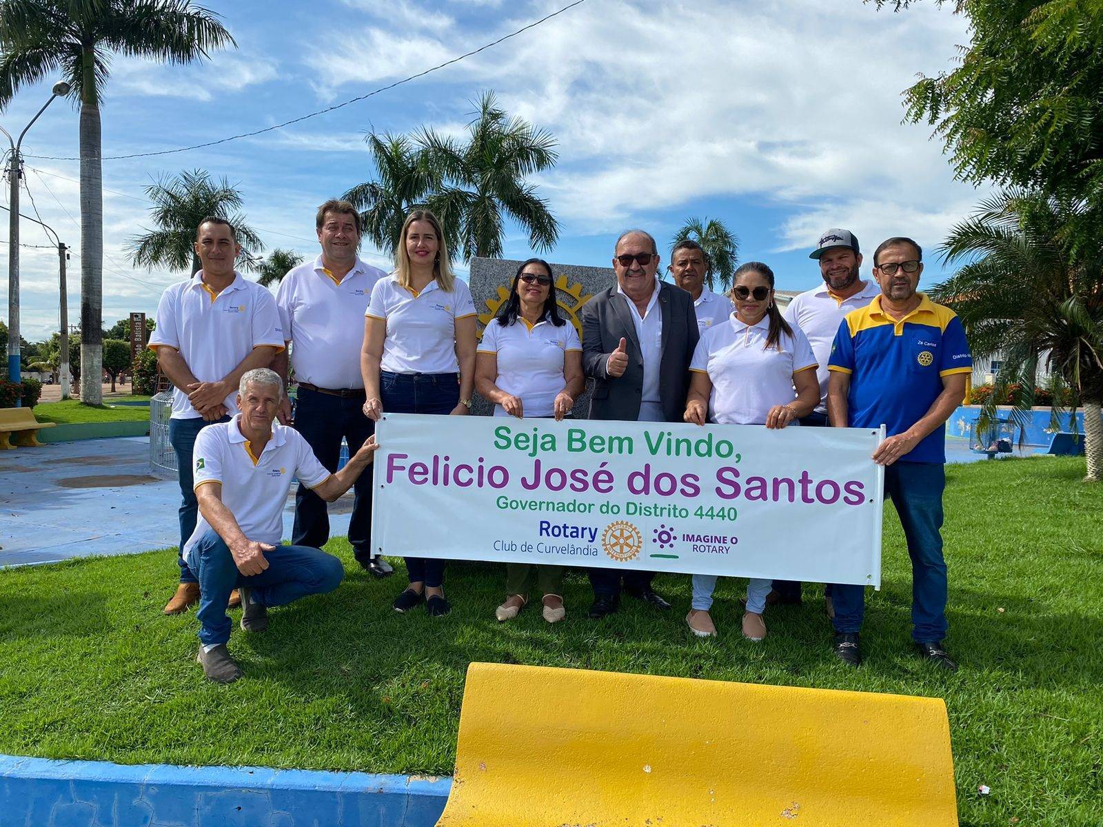 RC de Curvelândia Recebe Governador Distrital