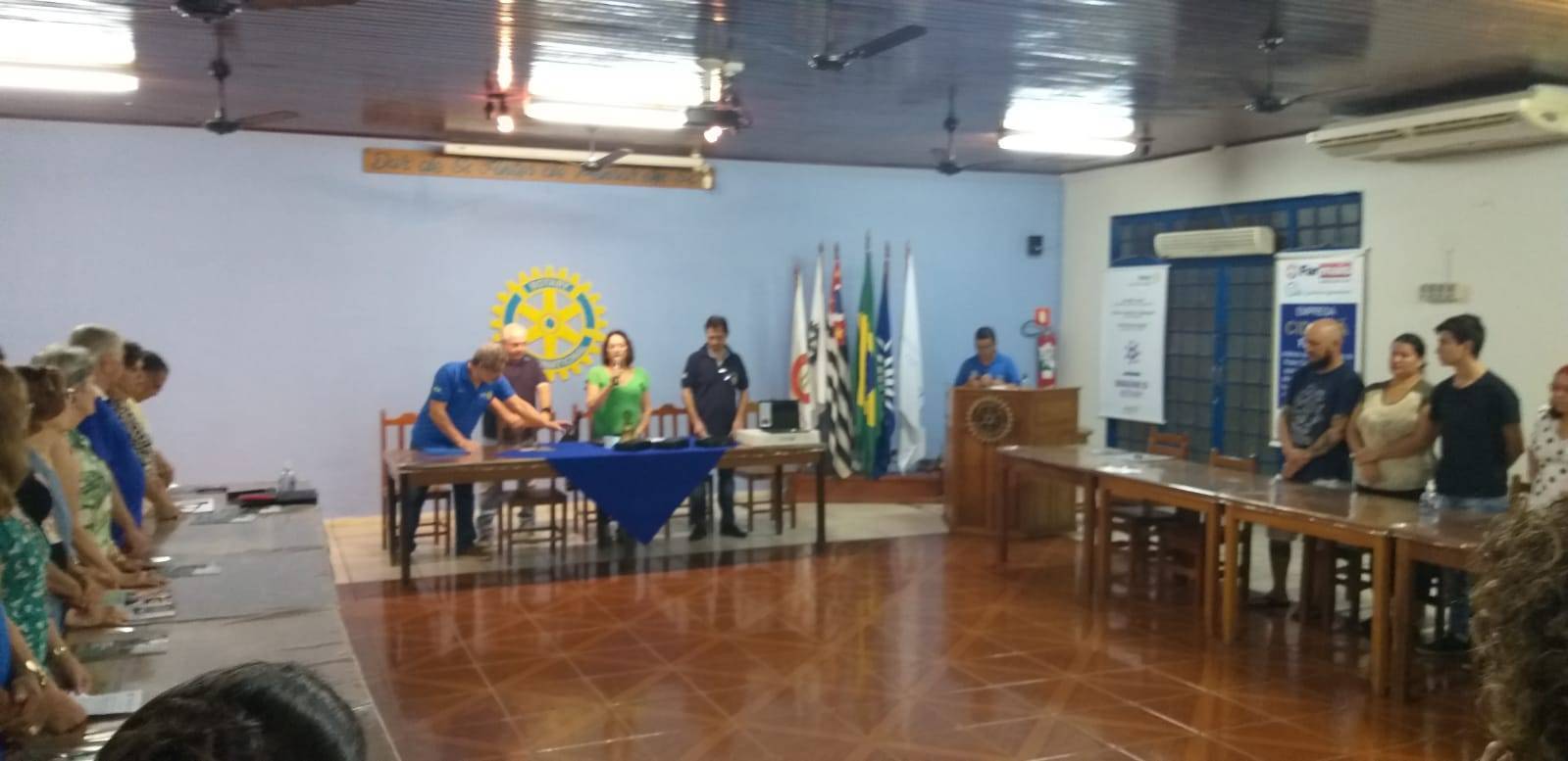 O Rotary Club de Ilha Solteira realizou um projeto distrital de redação.