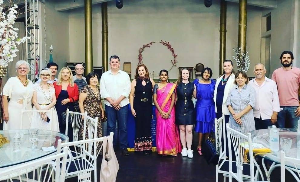 O Rotary Club de São José do Rio Preto Centenário recebeu na reunião do dia 23 de março a visita de nossa intercambista Indiana.