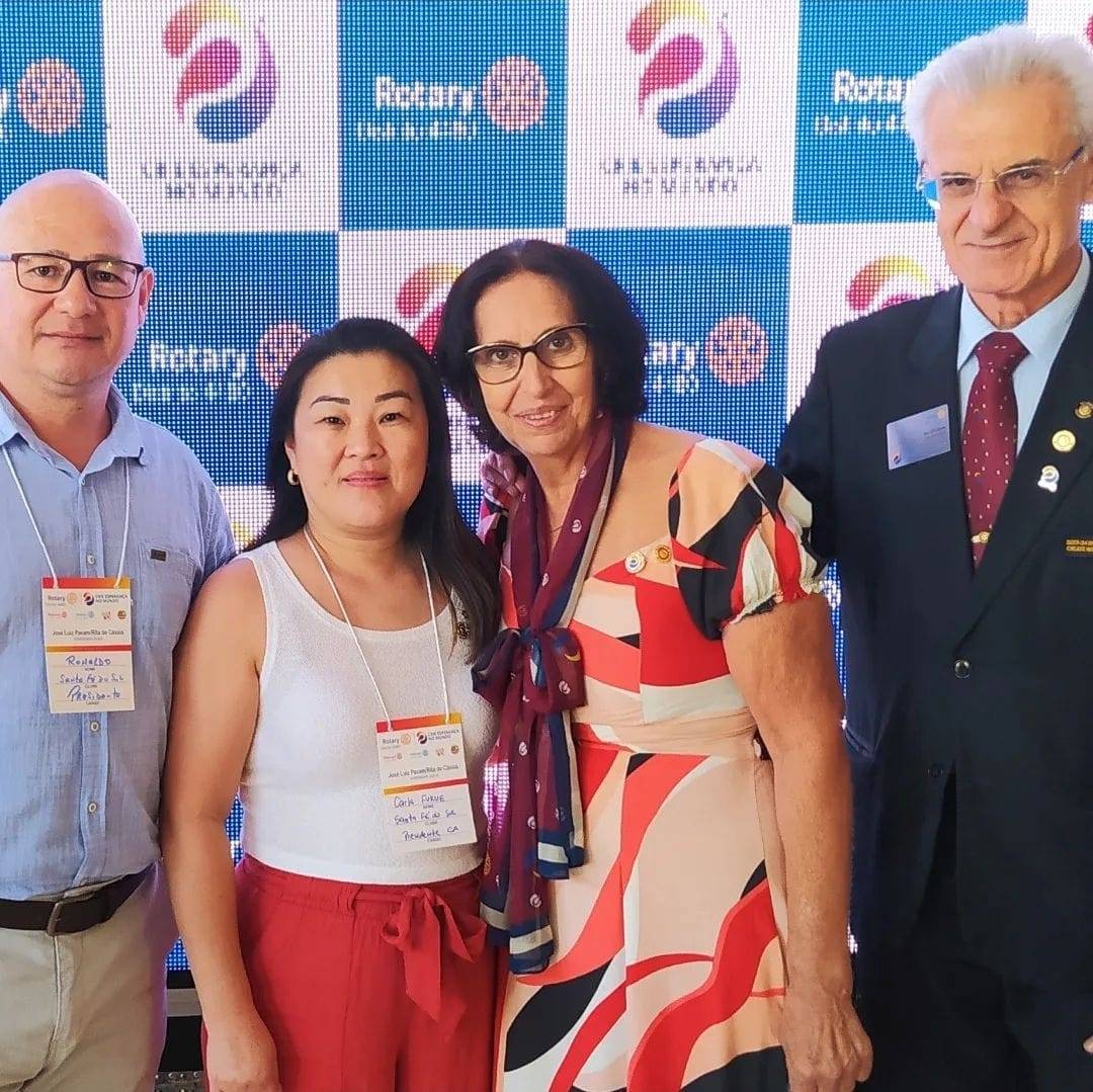 Rotary Club de Santa Fé do Sul: No sábado dia 25, o companheiro Ronaldo Fukue e sua esposa Carla estiveram participando do PETS (Seminário de Treinamento para Presidente Eleito)