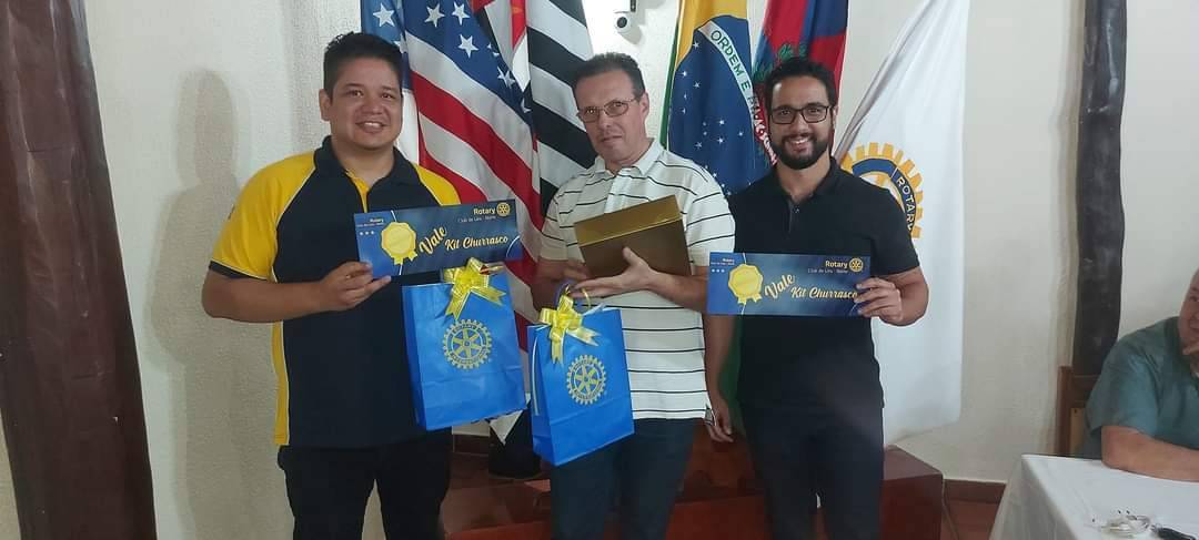 Rotary Club de Lins Norte:  Na reunião de hoje foi realizado a entrega do kit churrasco ao ganhador Paulo Roberto