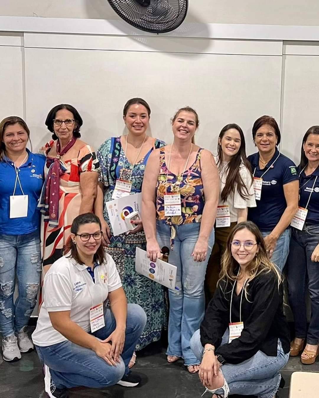 Família Rotária de Itápolis: Assembléia Distrital em Promissão - SP.