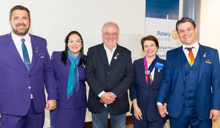 casala governador 2022/23 e casal governador eleito 2023/24 com o Vice prefeito de Araraquara