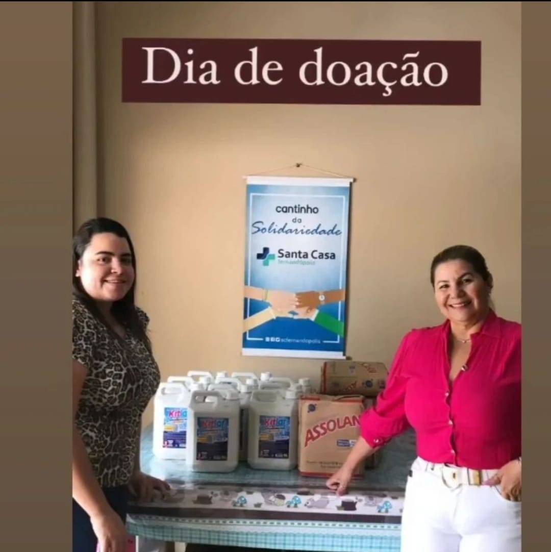 Casa da Amizade de Fernandópolis: No dia 19/04/2023 a presidente da Casa da Amizade de Fernandópolis @vanusamarcasi fez a entrega de 50 litros de detergente e 84 pacotes de bom bril para a @scfernandopolis.