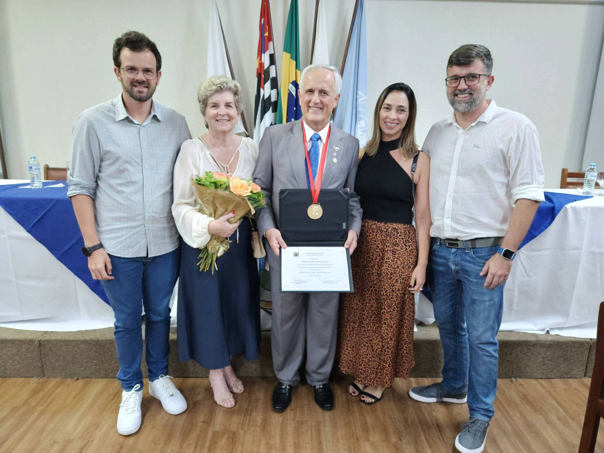 Marcos Franco, Adela, Filhos e Nora.