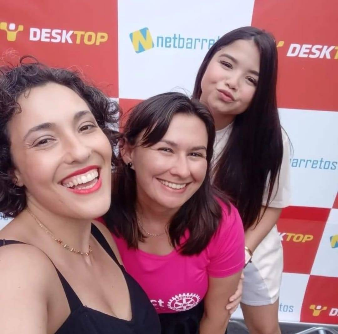 Rotaract Club de Colina: Dia 12 de março na Jaborandi Geek Fest divulgando um pouquinho do Programa Rotaract e distribuindo marcadores literários para incentivar o hábito da leitura.