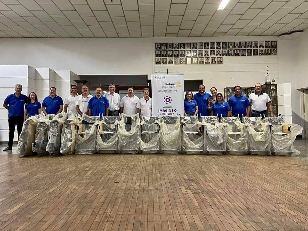 O Rotary Club de Itápolis adquire novos produtos ortopédicos.