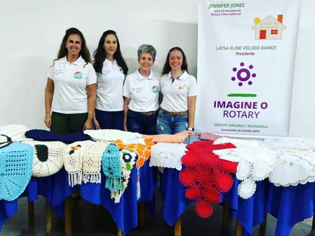 Projeto Doação de Crochês pela Casa da Amizade de Itápolis.