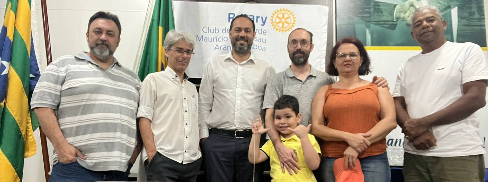 Na noite de segunda-feira (8), foi realizada a 36ª Reunião do Rotary Club Mauricio de Nassau Arantes Lisboa, no auditório da CDL Rio Verde. A reunião foi presidida por Rodrigo Peres e contou com a presença dos demais membros do clube: Fábio Trancolin, Divino Ramos, Wander Iwata, Alisson Moura e Denise Moura.