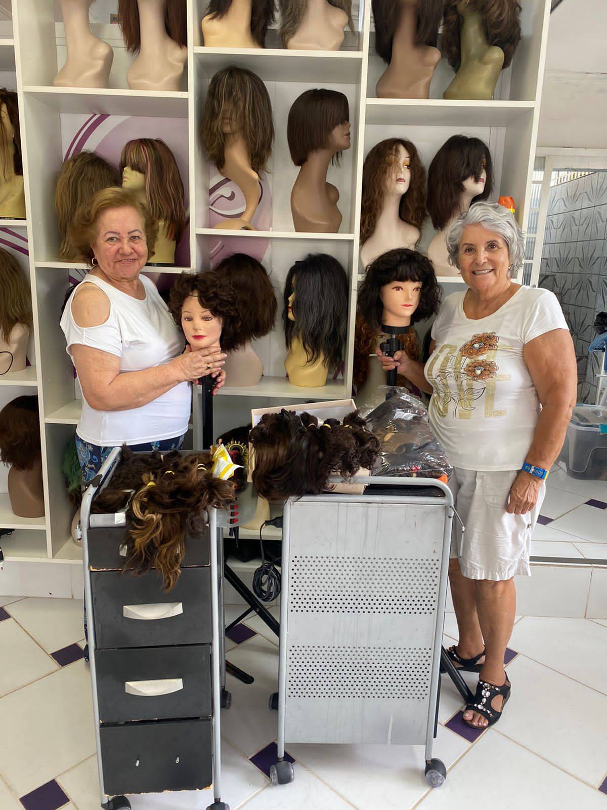 Presidente Cleusa e a colaboradora Maria Sandin