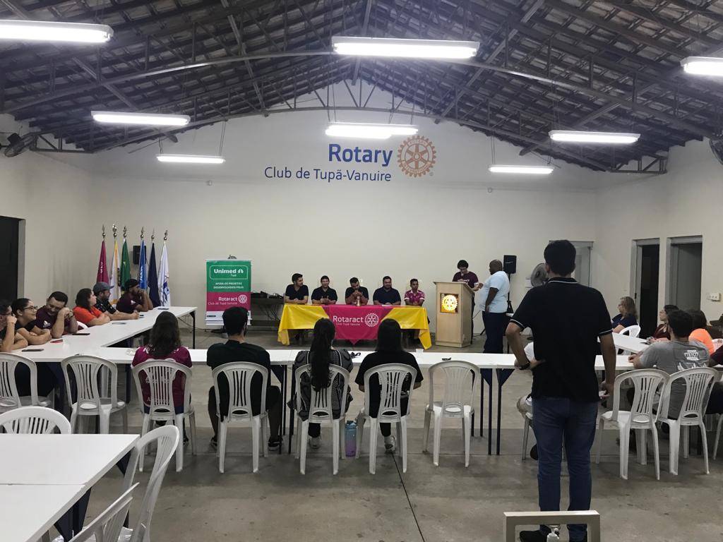 Reunião em conjunto entre os Rotaracts da cidade de Tupã