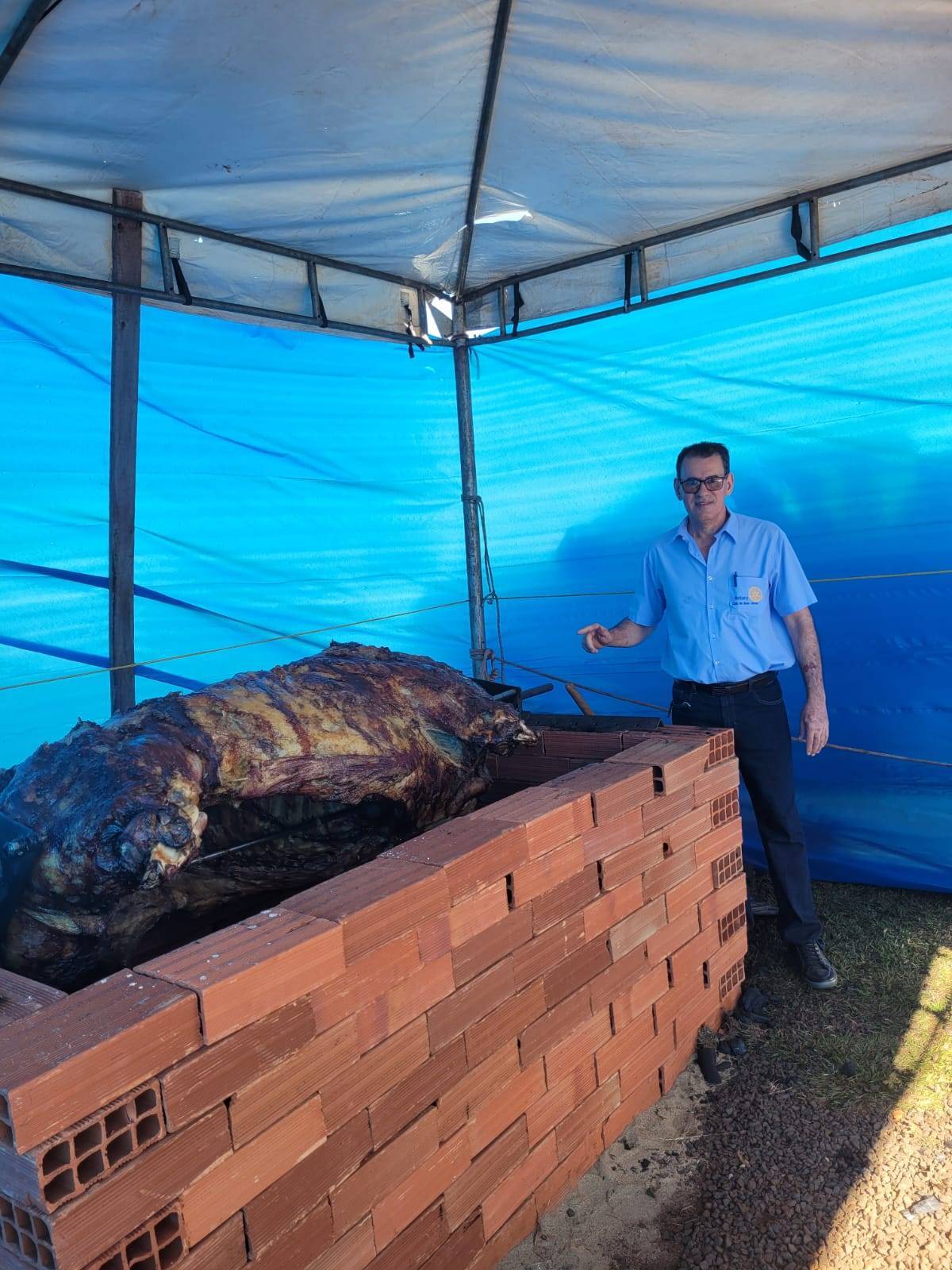 Rotary Club de Bom Jesus go realiza almoço Boi no Rolete.