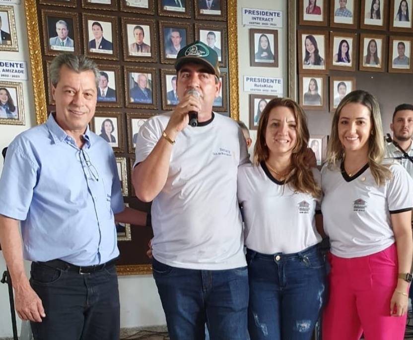 ROTARY CLUB EM AÇÃO.