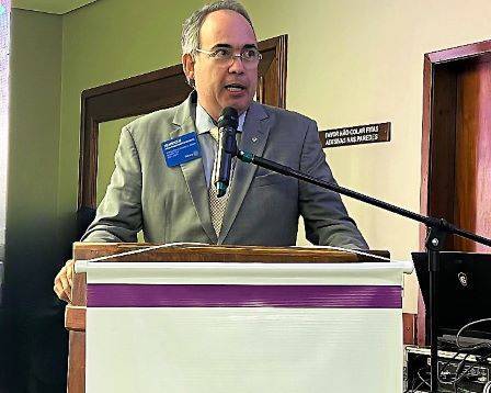 Henrique Vasconcellos, futuro Diretor do Rotary International, comenta sobre o Instituto Rotary no Brasil