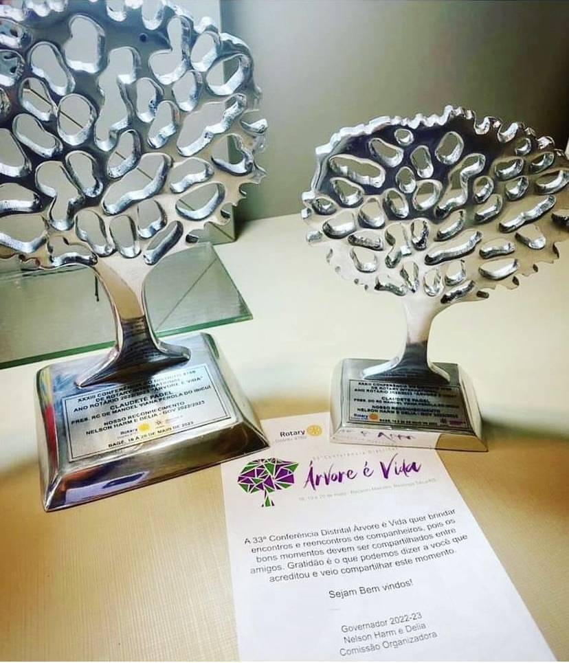 O Rotary Club de Manoel Viana, através de sua companheira Presidente 22/23, 23/24 Dra. Claudete Pagel recebeu dois troféus de Reconhecimento na Conferência Distrital “Árvore é vida”.  Além das premiações, recebemos o título Paul Harris, mostrando assim o reconhecimento e comprometimento dos companheiros Vianenses. Estamos todos de parabéns. Gratidão pelo reconhecimento. . . . . #rotaryclubmanoelvianaperoladoibicui  #rotary4780  #rotaryinternational