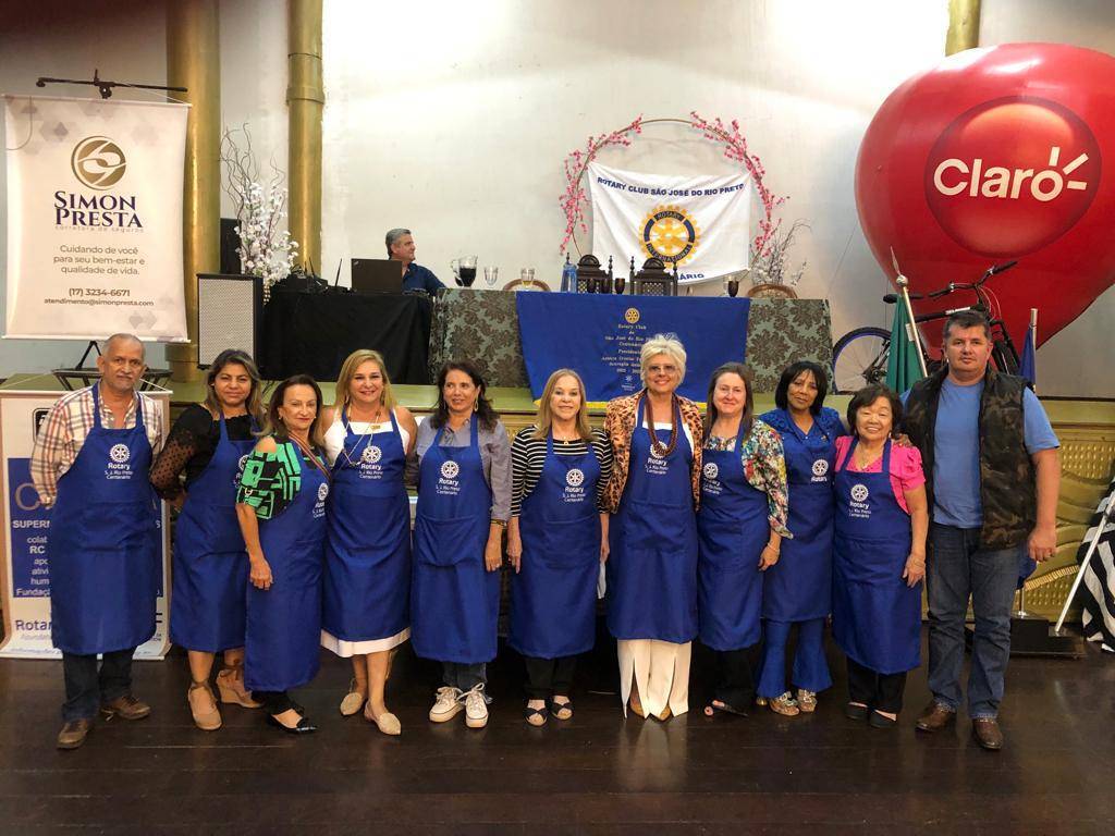 Chá beneficente em São José do Rio Preto