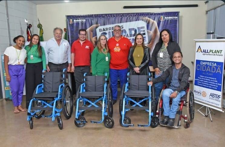 Rotary Club de Barretos faz doação pra Saúde.