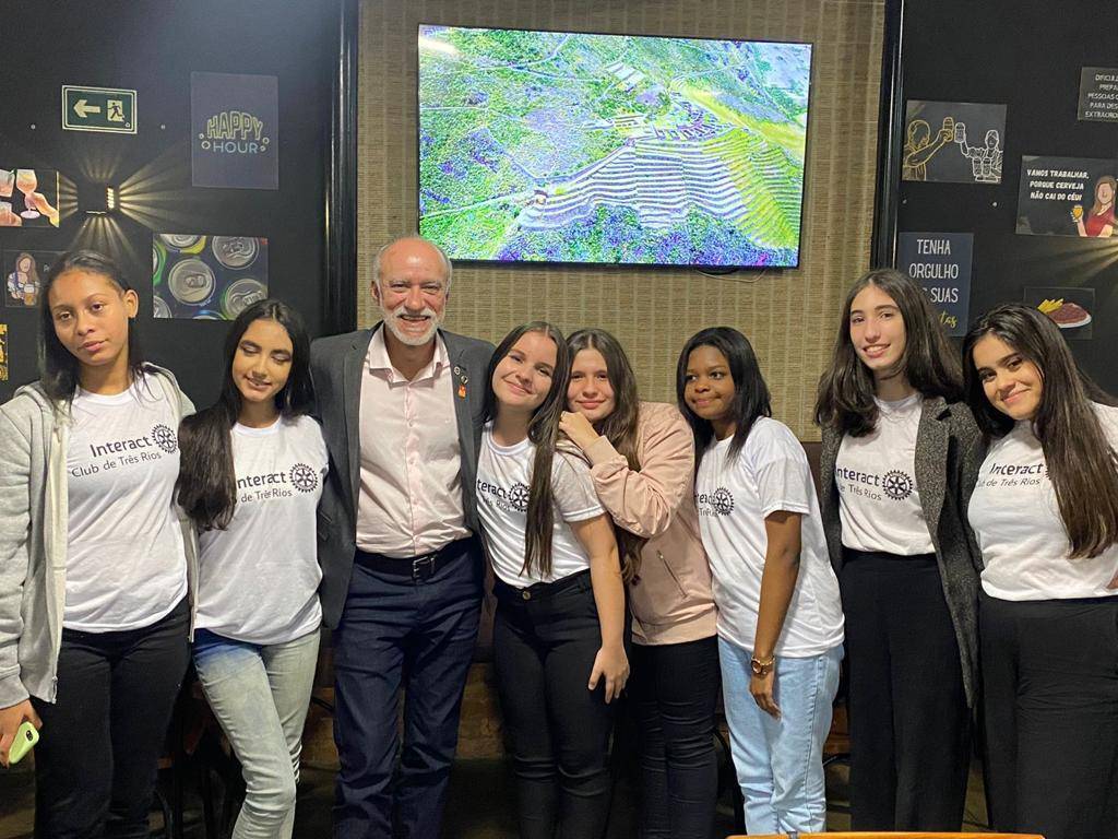 Posso do Interact na visita do Governador.