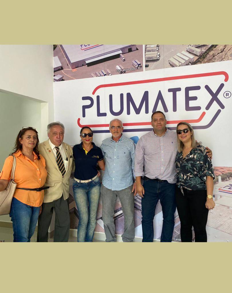 Visita a empresa Plumatex
