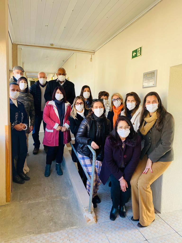 Entrega da Revitalização dos Dormitórios e Banheiro á Diretoria da Vila Vicentina.