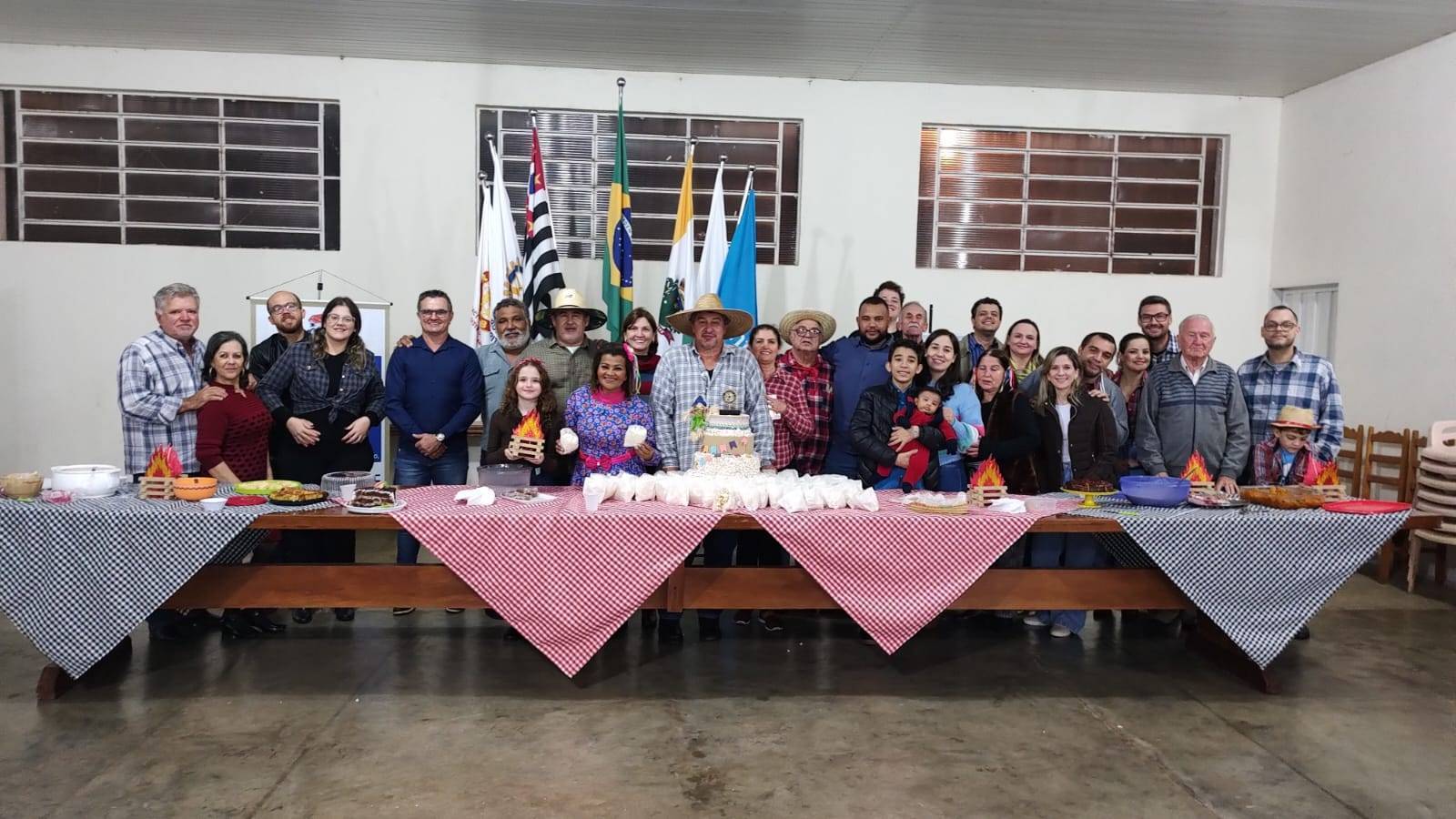 Festa Junina no Rotary Club de Ouroeste.