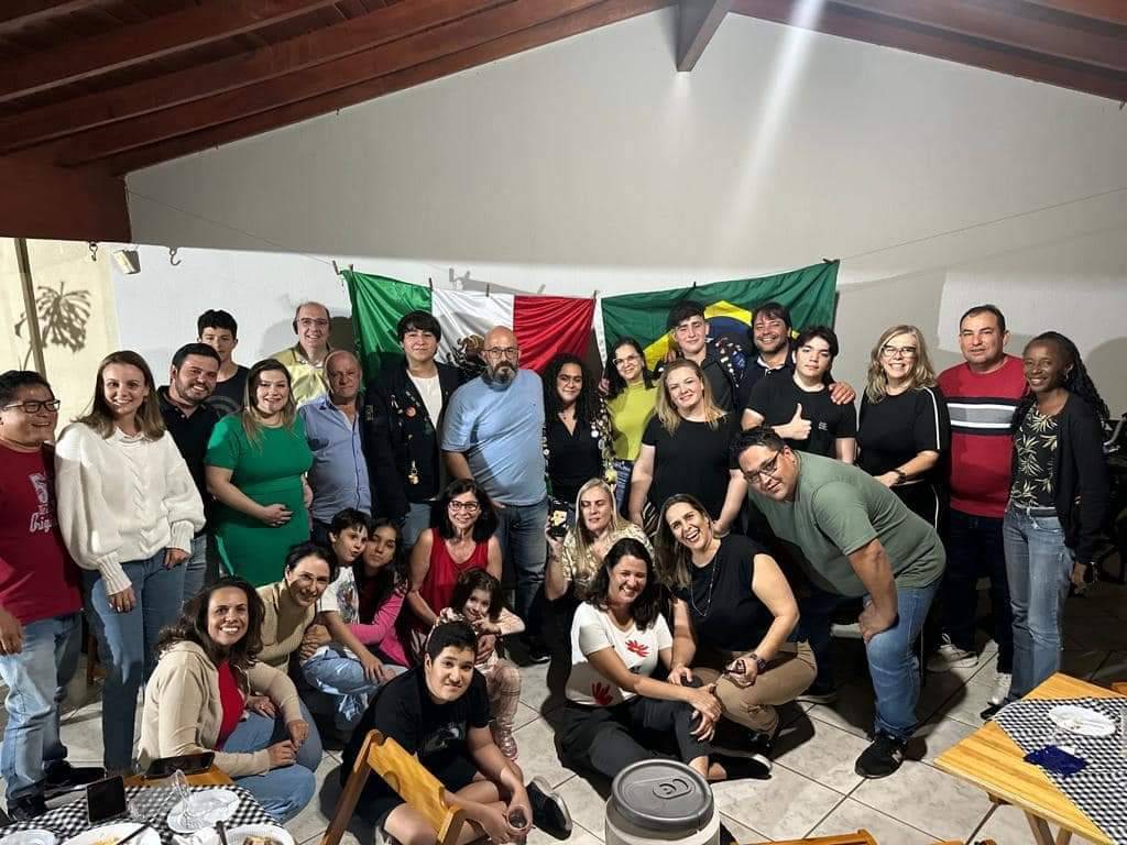 Visita de Intercambistas no Rotary Club de Votuporanga Novas Gerações.