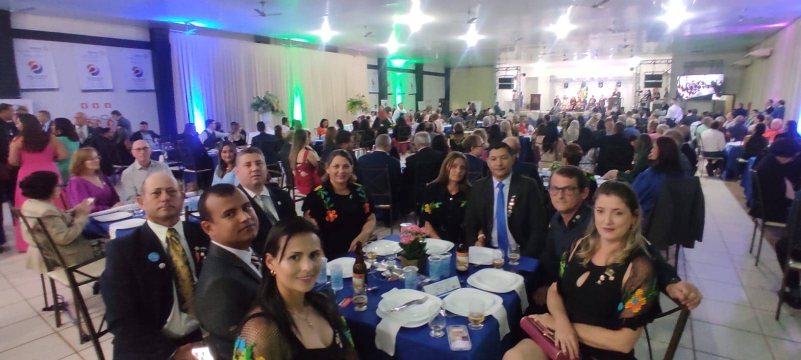 foto posse do governado e no marco rotário de Mirassol