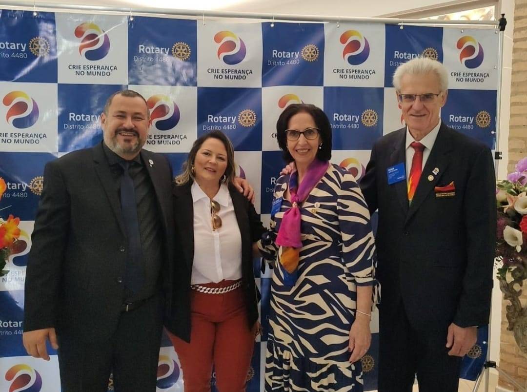Rotary Club de Jahu Leste Marca Presença Na Transmissão de Governadoria