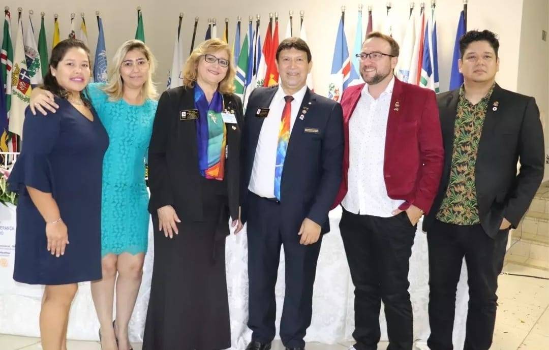  Rotary Club Lins Norte Prestigia Posse Governador do Distrito 4510