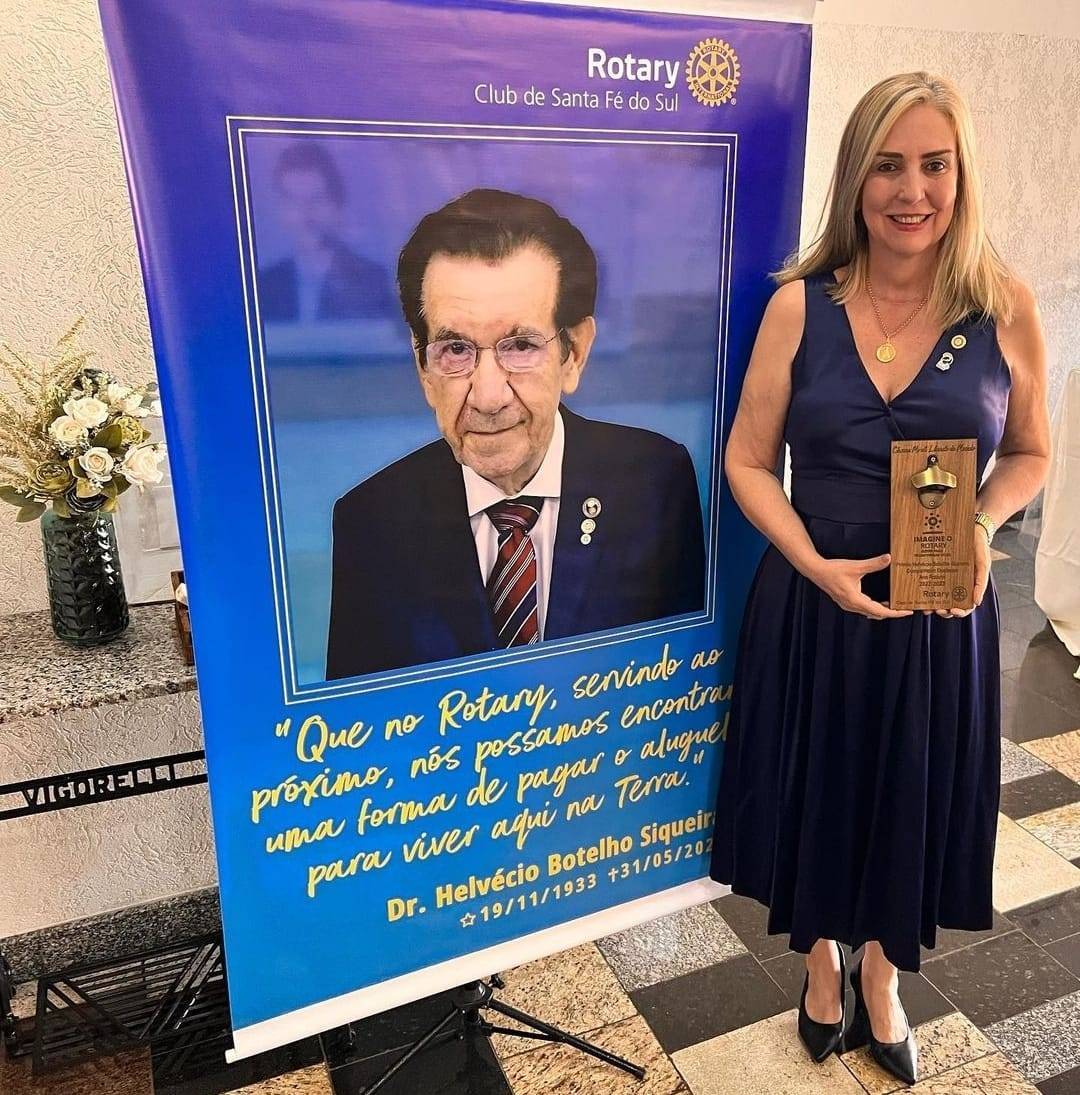 Rotary Club de Santa Fé do Sul recebe Prêmio Helvécio Botelho Siqueira