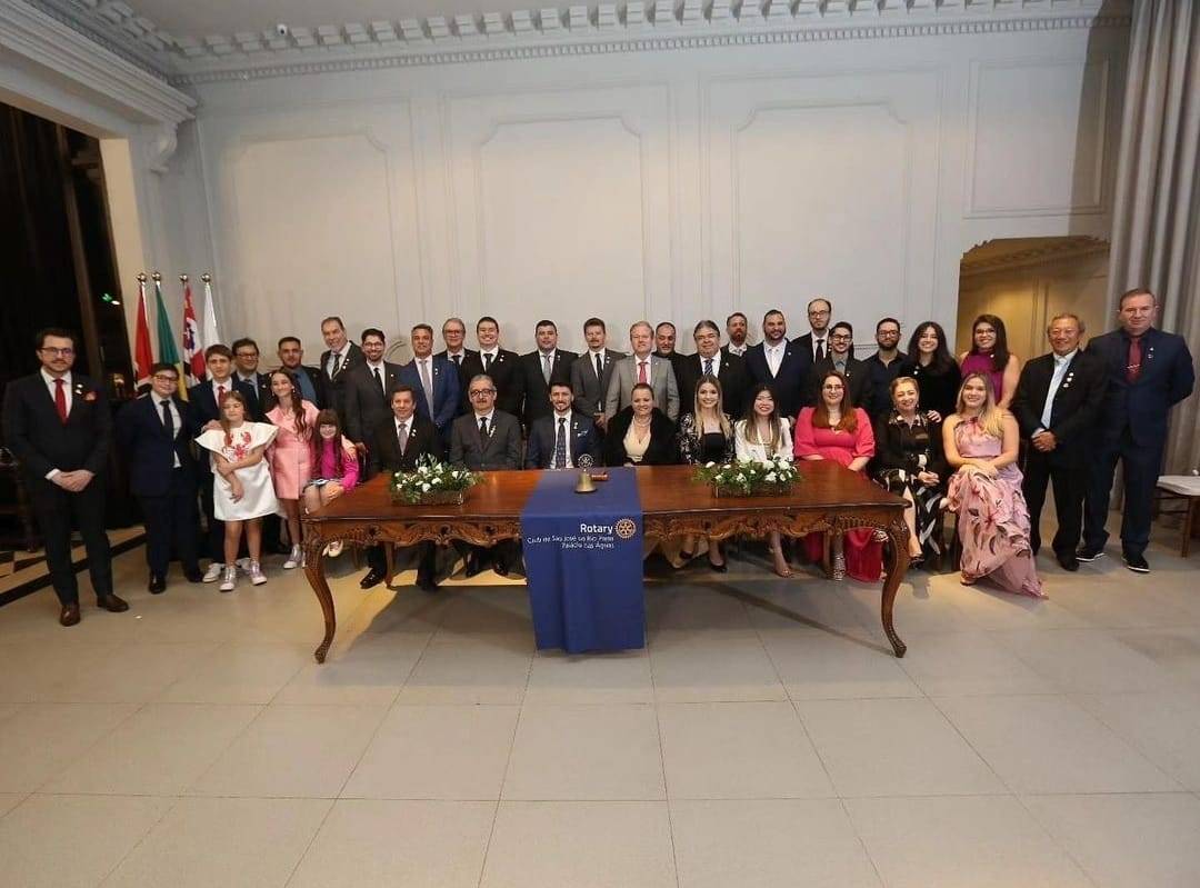 Rotary Club de São José do Rio Preto Palácio das Águas Faz Transmissão de Cargos