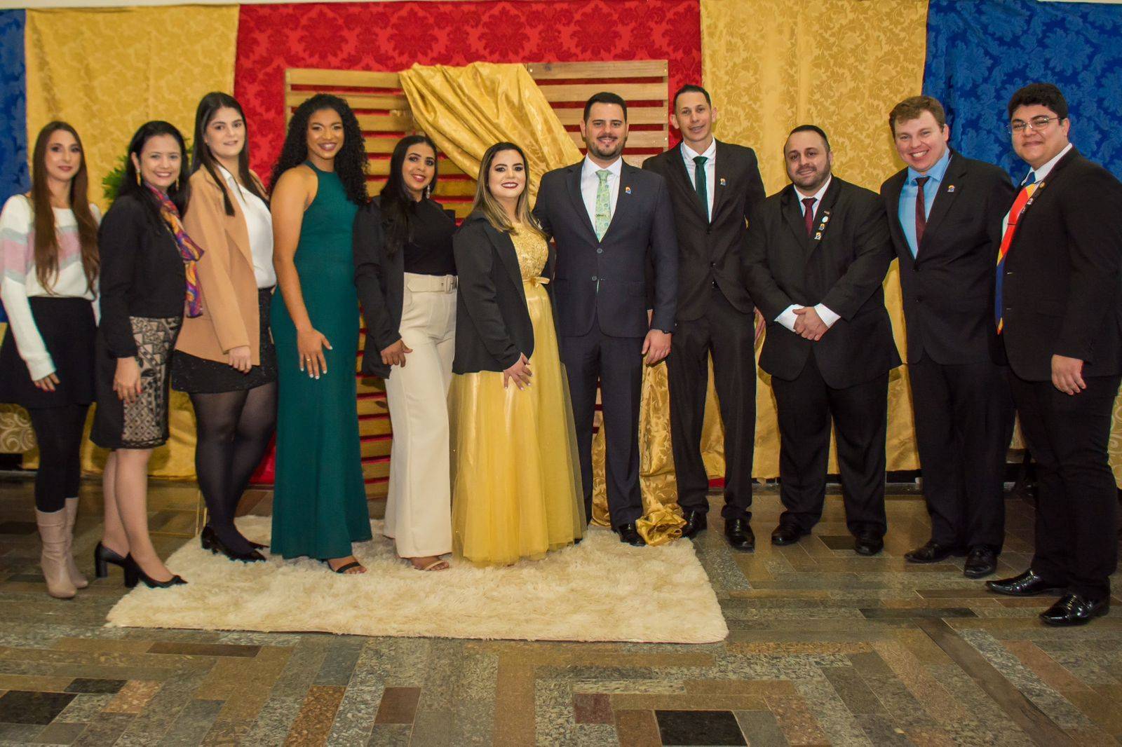 Transmissão de Cargos e Posse