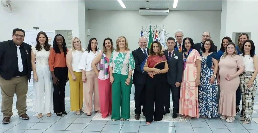 Transmissão de posse do conselho diretor 23-24 em Votuporanga