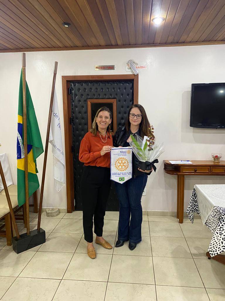 Presidente 23/24 Andreia Francescon e Delegada Dra Emanuelly Carolina Baggio.