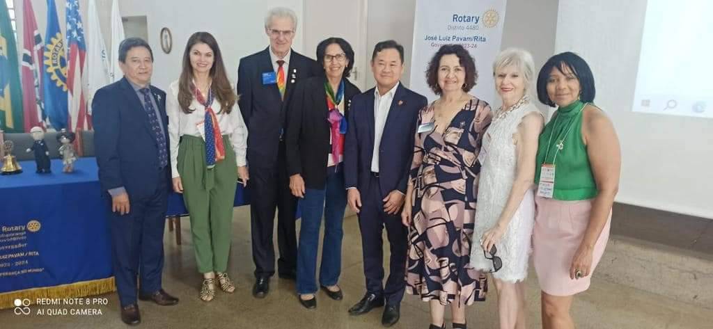 Ilustre presença da coordenadora da fundação rotária da região 29 no seminário distrital