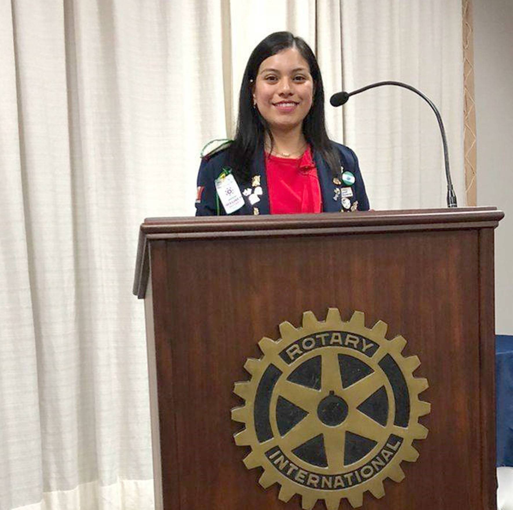 A mexicana Wendy Pamela foi acolhida pelo Rotary Club SJP em seu intercâmbio no Brasil