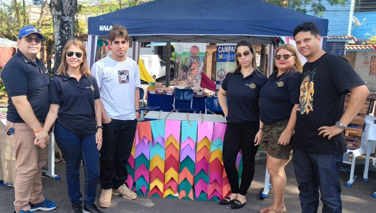 Rotarianos e rotaractianos presentes ao evento da pescaria solidária.