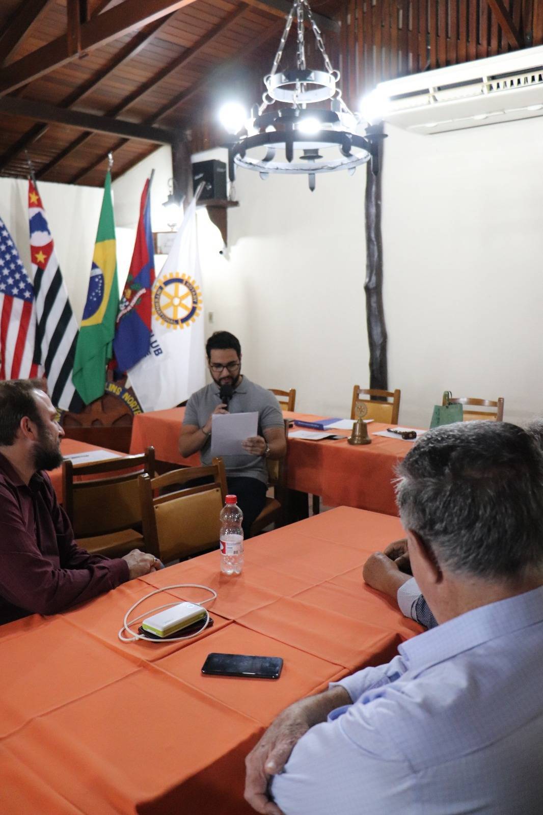 Assembleia Semanal Rotary Club de Lins Norte