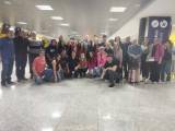 Dezenas de membros Rotary Club São José dos Pinhais, Murici e Iguaçu, amigos e familiares, compareceram no embarque de Maria Clara aos Estados Unidos