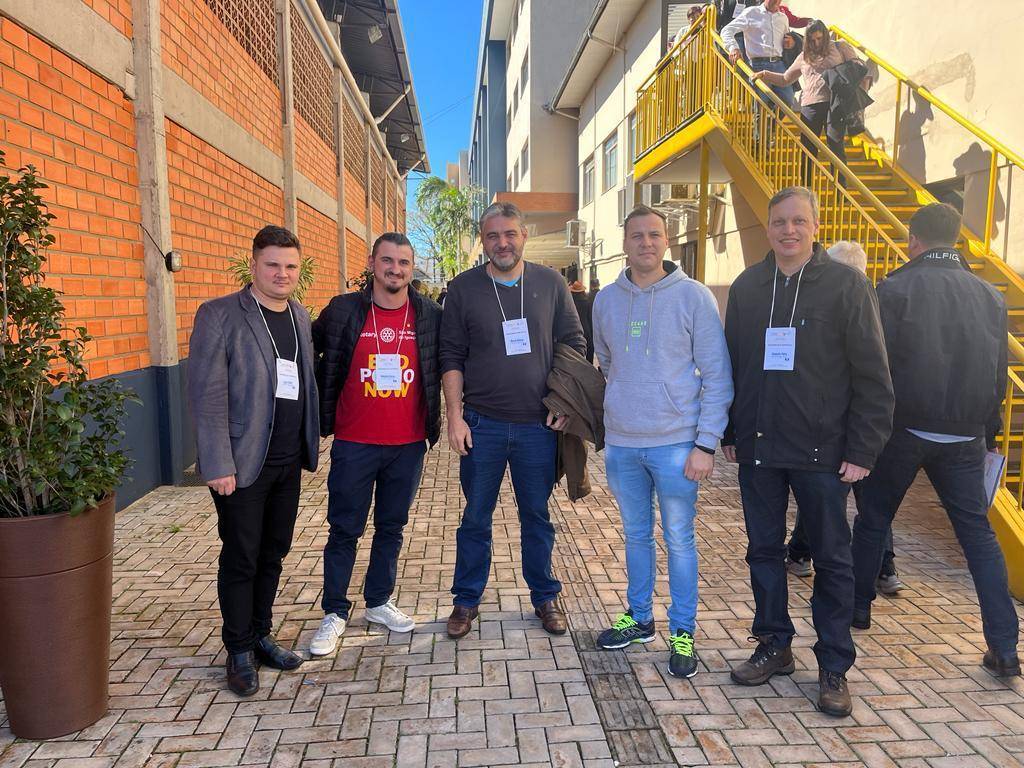 Companheiros do Rotary Club SMI no evento DQA